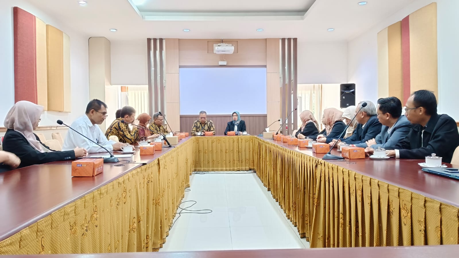 Pendampingan Asesmen Lapangan (AL) Program Studi S-2 Matematika dan S-3 Kimia FMIPA UNS